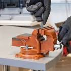 тиски слесарные 